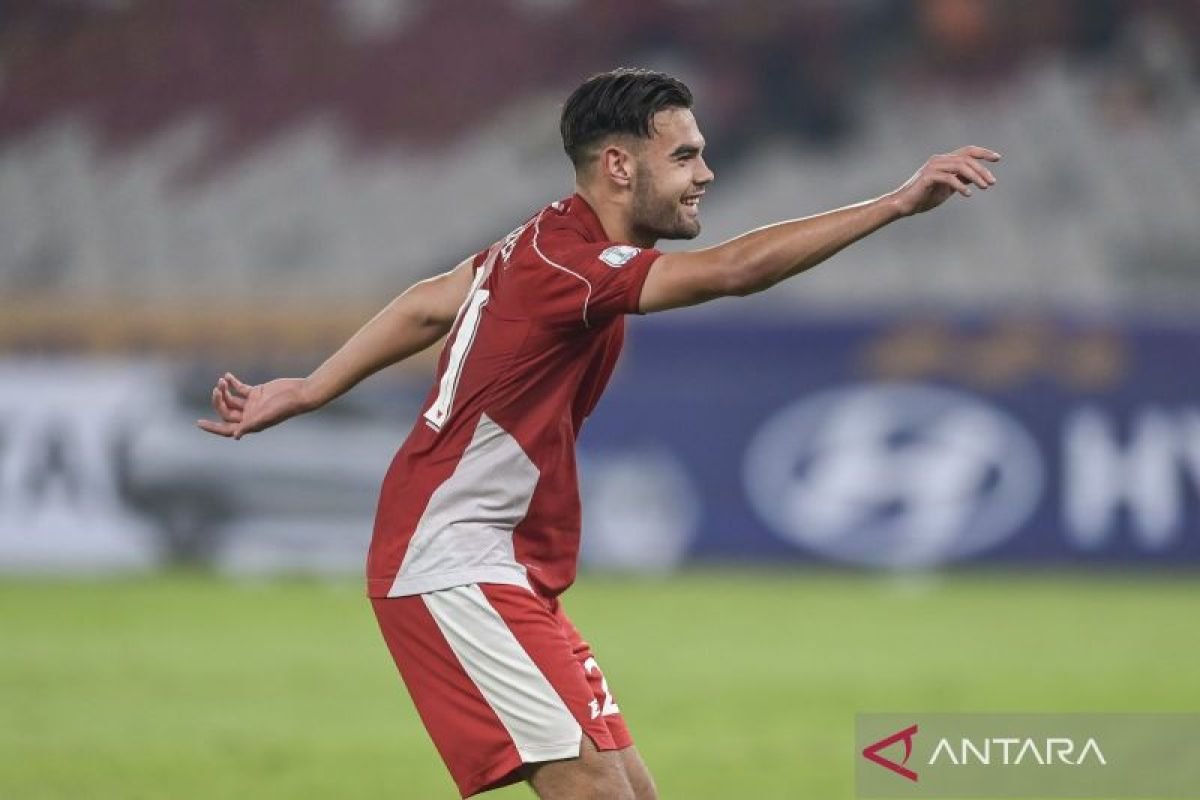 Judul alternatif untuk "Pendapat Vanenburg tentang Selebrasi Pacu Jalur Jens Raven" bisa jadi:

"Pandangan Vanenburg Mengenai Perayaan Pacu Jalur: Tanggapan Jens Raven"

atau

"Refleksi Vanenburg atas Acara Pacu Jalur: Perspektif Jens Raven"

Jika Anda mencari sesuatu yang lebih spesifik atau memiliki fokus tertentu, silakan beri tahu!