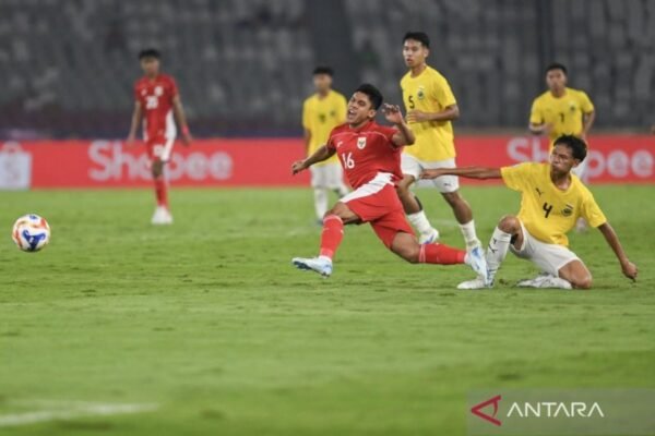 Gerald Vanenburg: Tak Terpengaruh Banyak Suporter