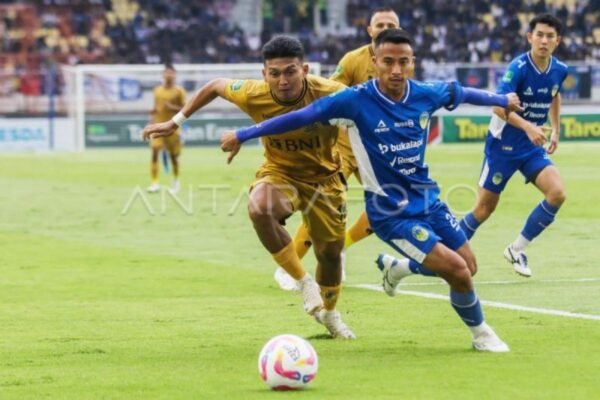 Berikut adalah beberapa alternatif judul untuk "Jadwal Lengkap PSIM Yogyakarta di Super League Musim 2025/2026":

1. "Rincian Jadwal PSIM Yogyakarta dalam Super League 2025/2026"
2. "Agenda Pertandingan PSIM Yogyakarta di Super League 2025/2026"
3. "Jadwal Pertandingan Lengkap PSIM Yogyakarta Musim Super League 2025/2026"
4. "Jadwal Super League 2025/2026: PSIM Yogyakarta dalam Pertarungan Liga"
5. "PSIM Yogyakarta: Seluruh Jadwal di Super League Musim 2025/2026"
6. "Jadwal PSIM Yogyakarta di Super League: Musim 2025-2026 Secara Lengkap"
7. "Panduan Jadwal PSIM Yogyakarta untuk Super League 2025/2026"
8. "Sadari Jadwal Laga PSIM Yogyakarta di Super League Musim 2025-2026"

Silakan pilih judul yang sesuai dengan kebutuhan Anda!